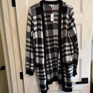 Black and White Plaid Women's Sweater